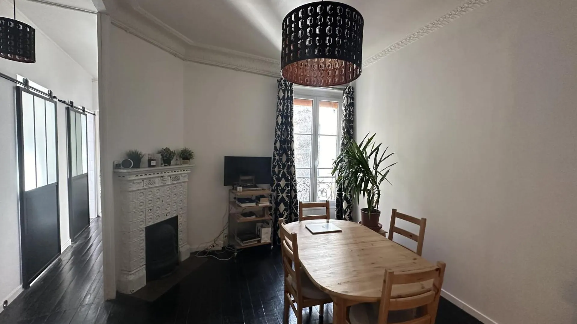 Well-Located 40 M Love Cocoon Paris Apartment
